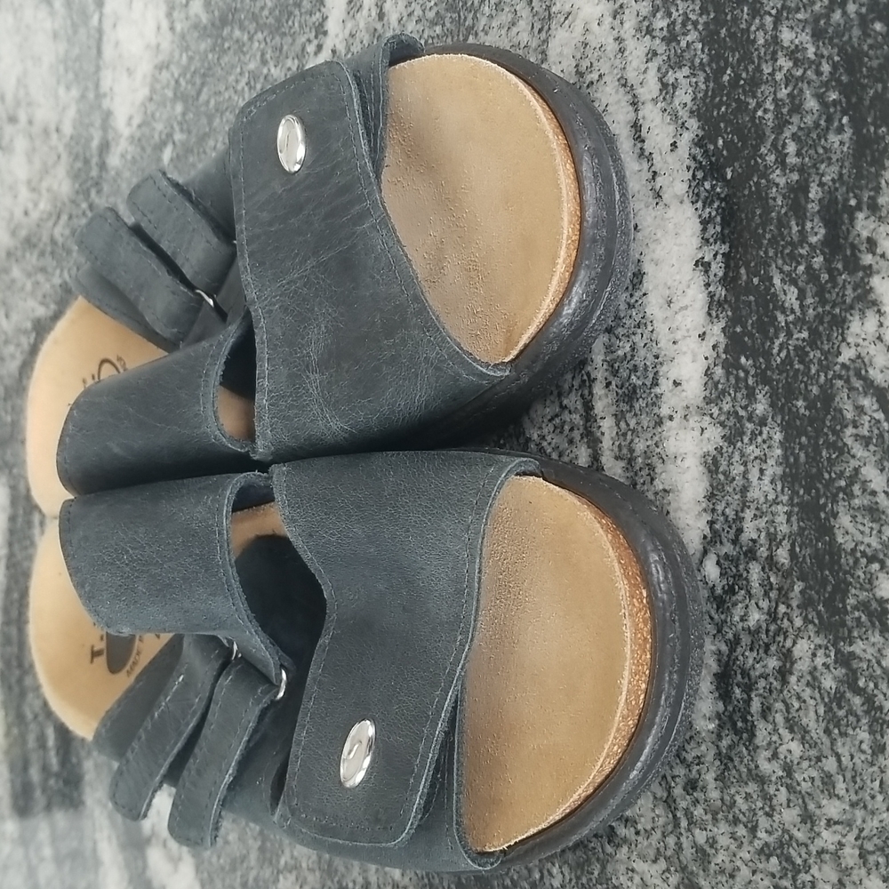 T.S.K. Made in Canada ❤ Sz 40 ❤ Like New ❤ Handmade Sustainable Leather European - Picture 5 of 10
